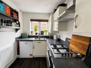 Kitchen_65AR- click for photo gallery